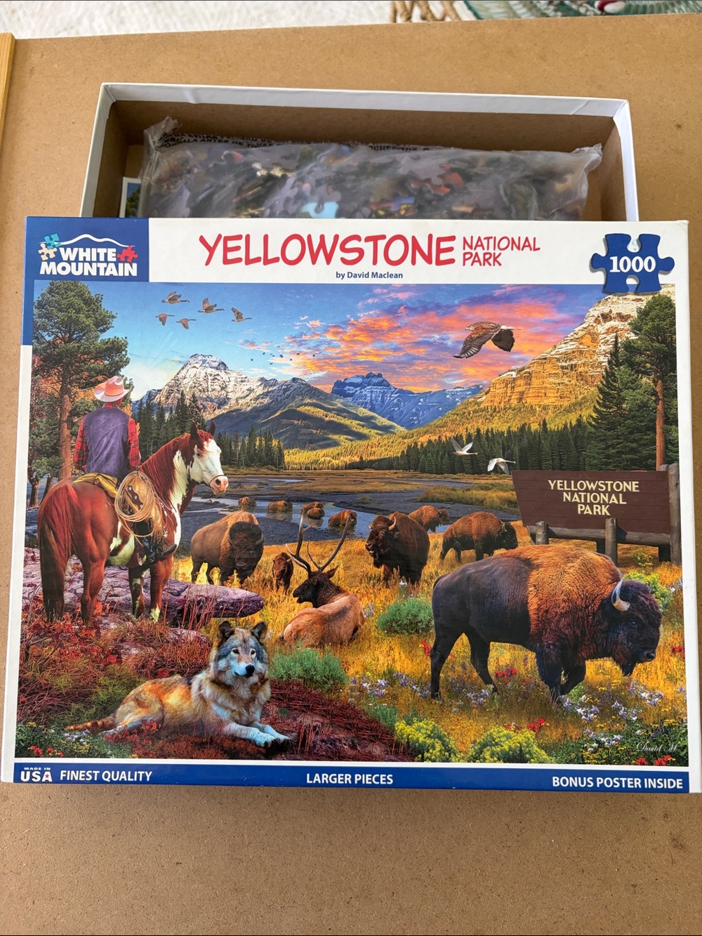 White Mountain-Yellowstone National Park 1000-Piece-Scenic Wildlife Artwork